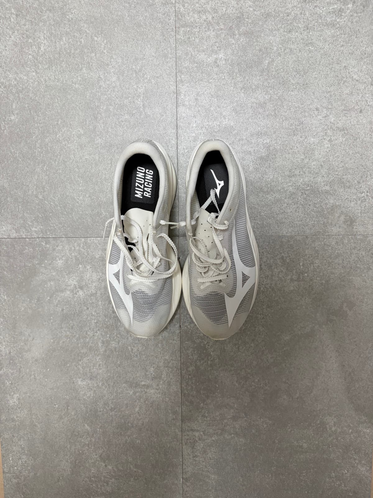 Mizuno HYPERWARP PRO 実物写真 2